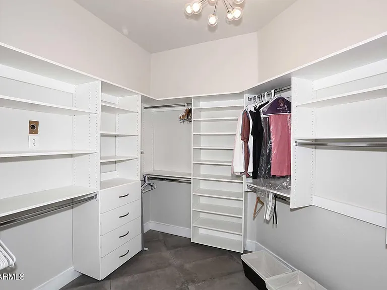 7305 E Del Acero Dr — Photo 43