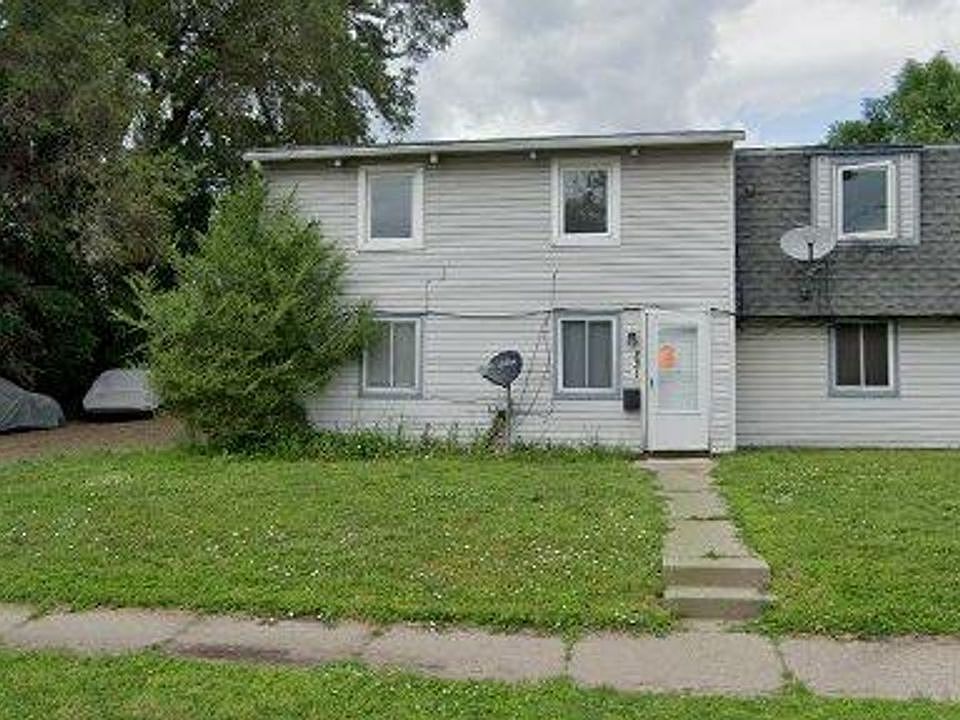 1st image of 231 26th Ave NE