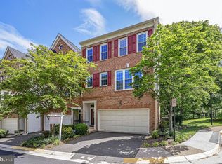 5398 Chieftain Cir, Alexandria, VA 22312