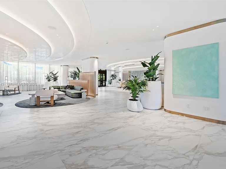 900 N Ocean Blvd #1005 — Photo 3
