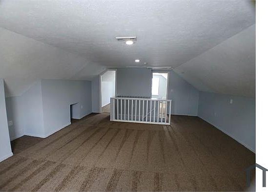 5th image of 6923 War Ave