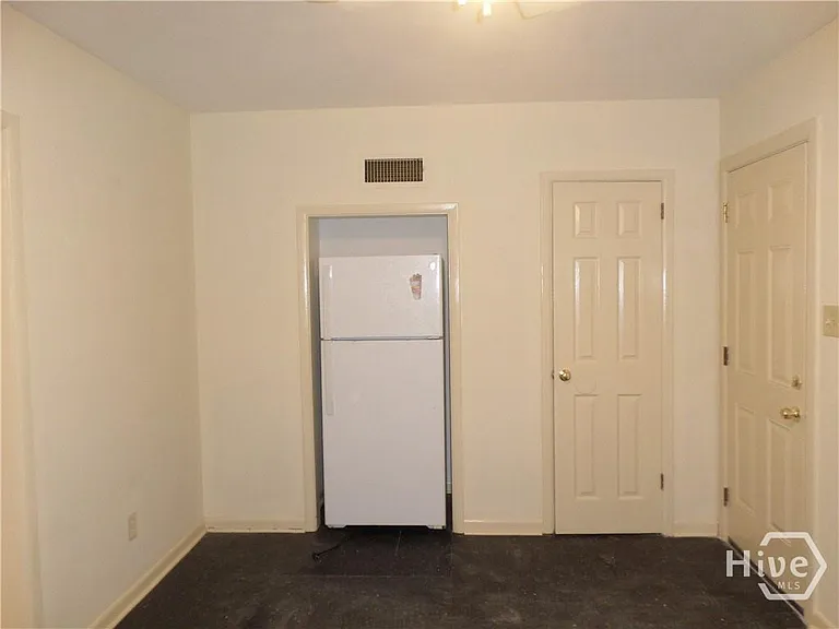 4209 Crane St — Photo 4