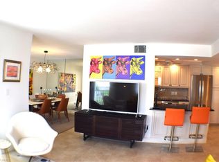 1930 Gulf Shore Blvd N APT C304, Naples, FL 34102