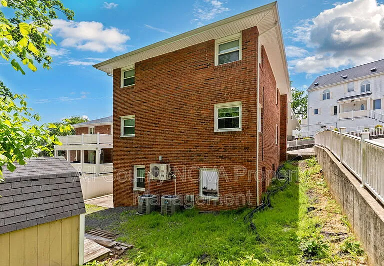4141 21st Rd N #B — Photo 22
