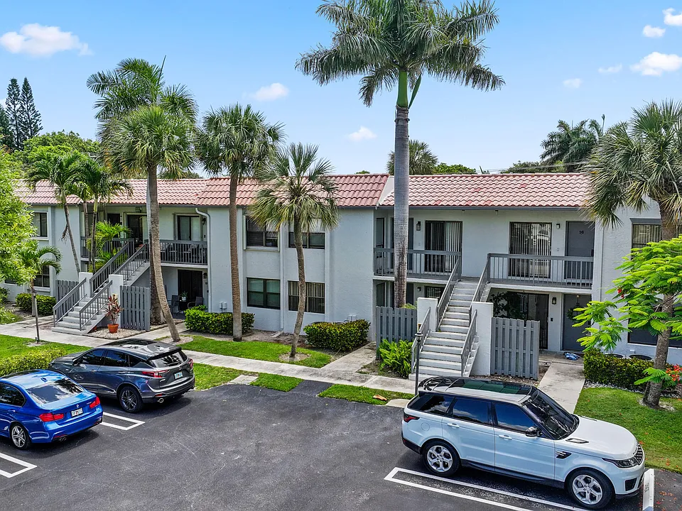 3275 Frederick Blvd #17U