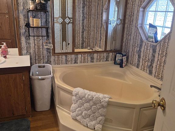 3rd image of 751 S Roosevelt Rd S #R-1/2