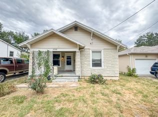 1110 N Warren Ave, Springfield, MO 65802