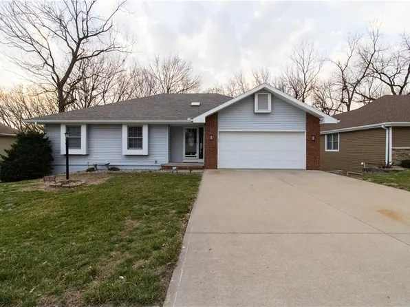3002 N 39th Ter, Saint Joseph, MO 64506