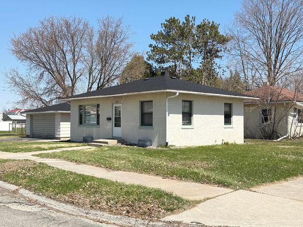 124 Lester St #124