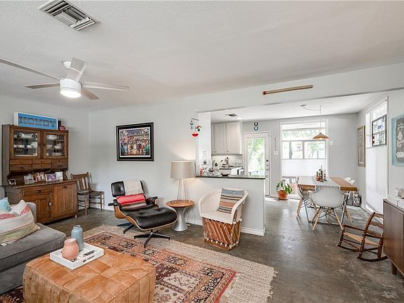 2nd image of 1315 Corona Dr