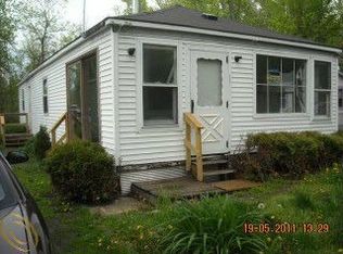 12115 Lime Kiln Dr, South Lyon, MI 48178