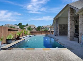 902 Holly Chapple Dr, Conroe, TX 77384