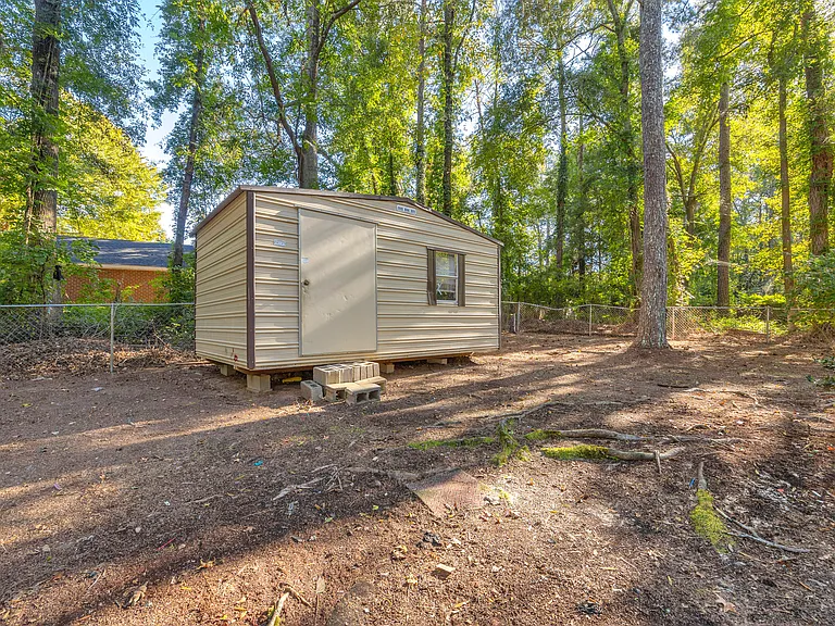 117 Blackmor Ct — Photo 28