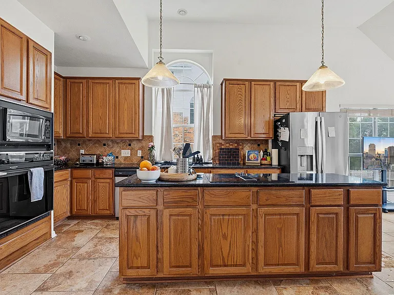 8317 Pommel Dr — Photo 7