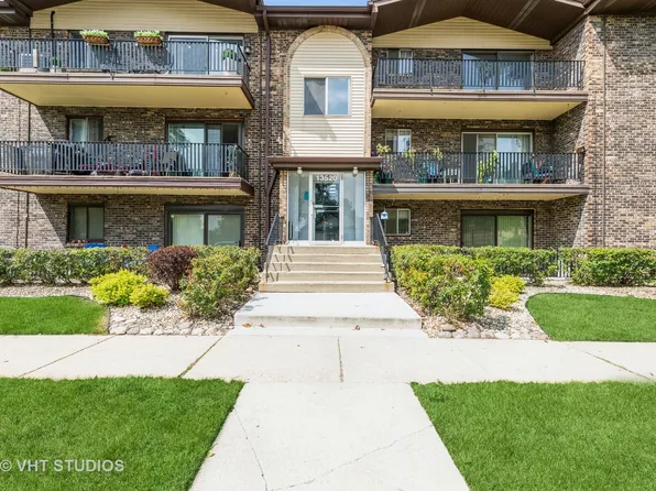 13520 Lawler Ave #46, Crestwood, IL 60418