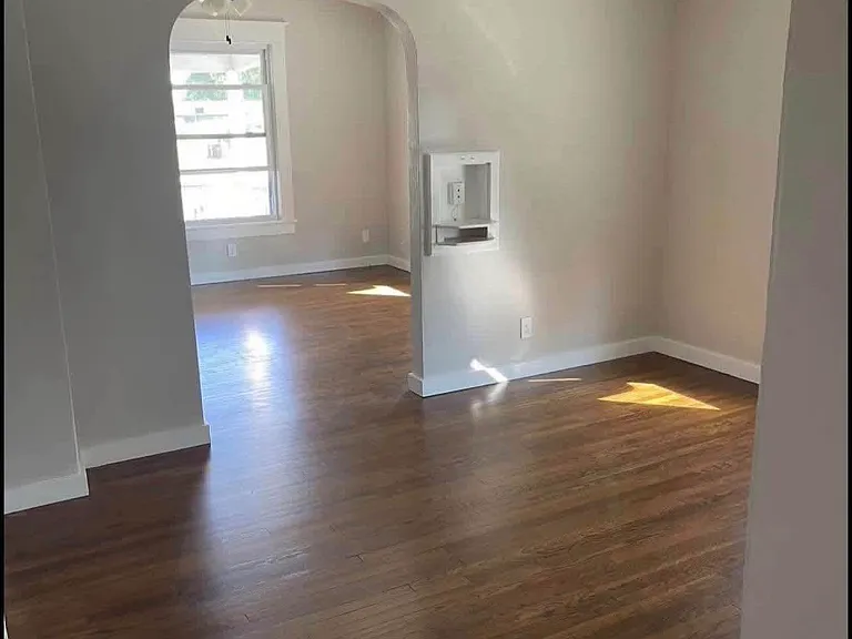 1223 N McLean St — Photo 4
