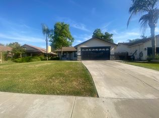 5509 W Evergreen Ct, Visalia, CA 93277