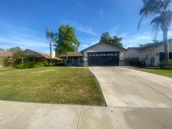 5509 W Evergreen Ct, Visalia, CA 93277