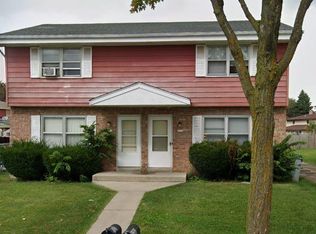 9210-9212 W Joleno Ln, Milwaukee, WI 53224