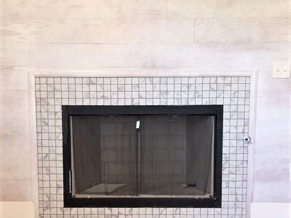5th image of 1729 W Madison Dr