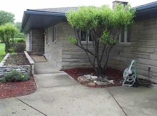 1110 E Mary Ln, Terre Haute, IN 47802