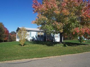 635 Pioneer Rd, Franklin, PA 16323