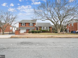 605 Cambridge Rd, Brookhaven, PA 19015