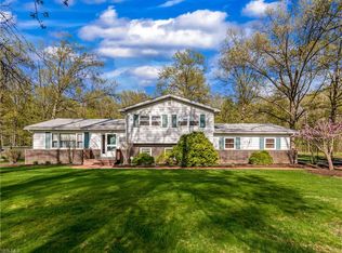 1031 Norton Dr, Tallmadge, OH 44278