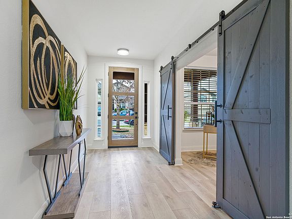 4th image of 5619 CALAVERAS WAY