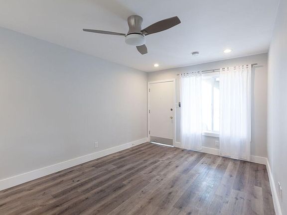 3rd image of 1800 N Kingsley Dr #1802