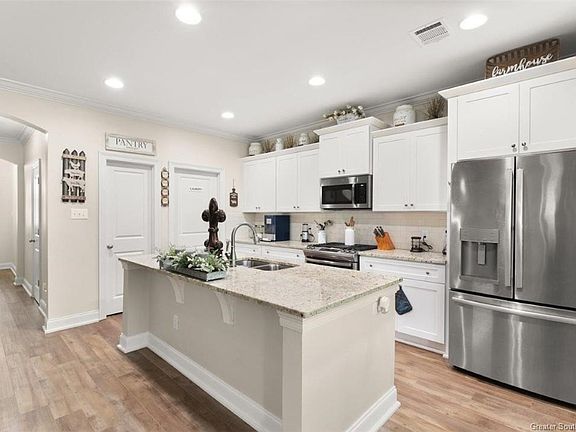 4th image of 5774 Highland Hills Blvd