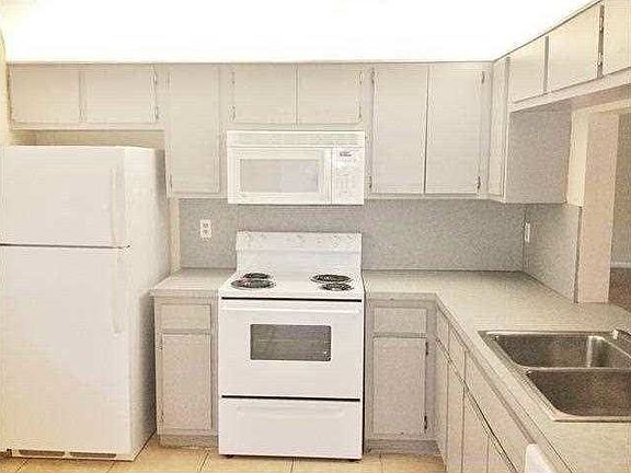2nd image of 2398 Coral Springs Dr #2398
