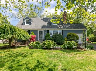 46 Burbank Dr, Stratford, CT 06614