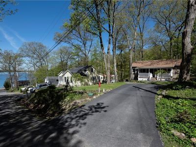 2299 Bockes Rd, Skaneateles, NY, 13152