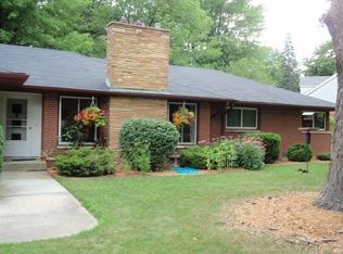 804 Lakeview Ave, Port Huron, MI