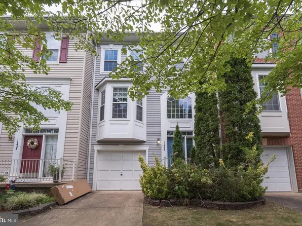 11425 Abner Ave, Fairfax, VA 22030