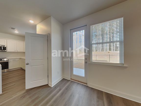 4th image of 1478 Aquamarine Dr