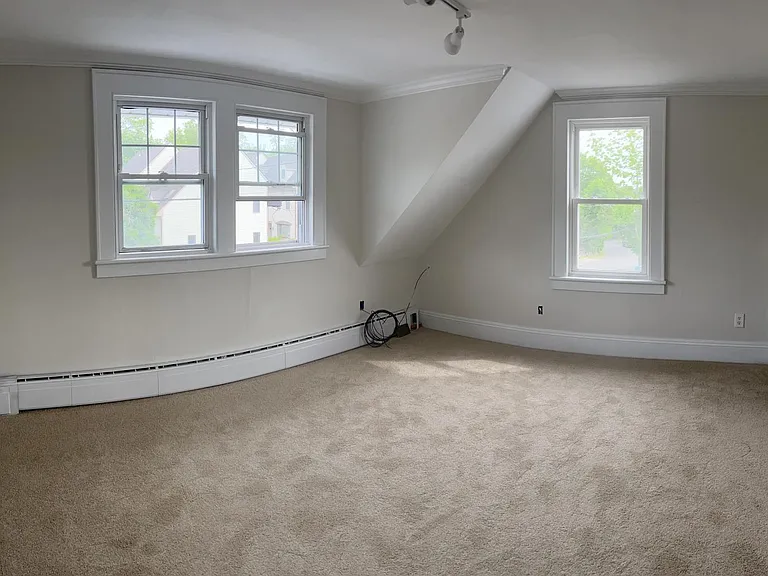 16 Harold St #3 — Photo 4