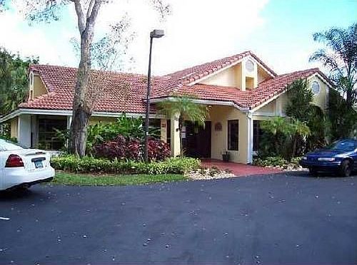 1st image of 10105 W Sunrise Blvd APT 106