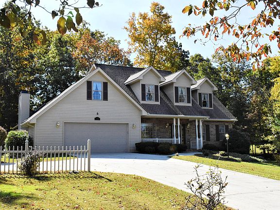 2nd image of 115 Forest View Dr