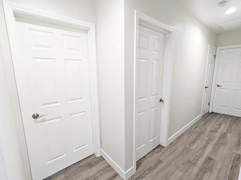 12602 Foxley Dr — Photo 14
