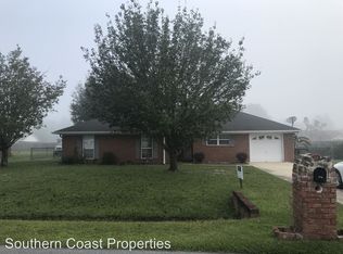 479 McCumber Dr, Allenhurst, GA 31301