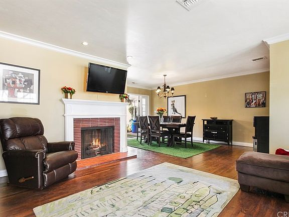 4th image of 6353 Teesdale Ave