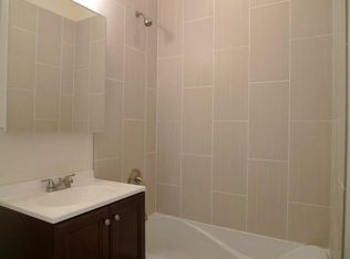 2641 N Fairfield Ave APT 3, Chicago, IL 60647