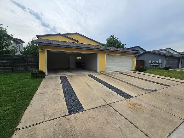 8721 Whitter Dr #B — Photo 23
