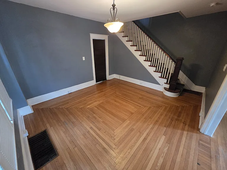 914 Dewey Ave #914 — Photo 7