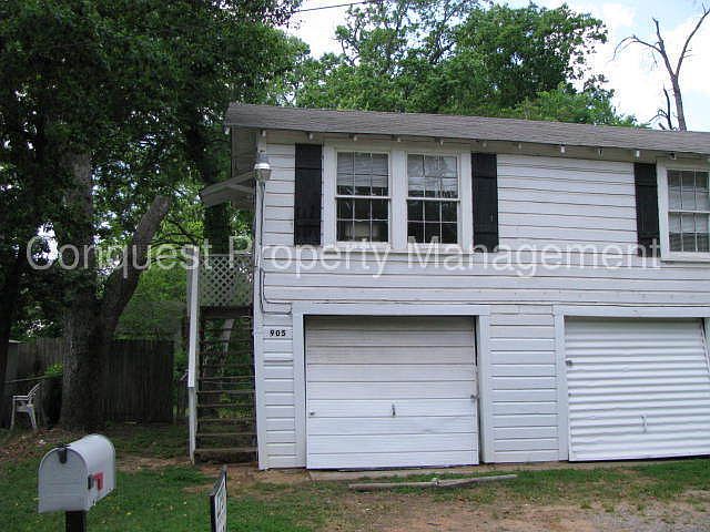 1st image of 905 S Wall Ave
