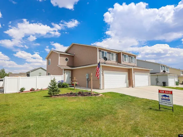 813 Rampart Dr, Rock Springs, WY 82901
