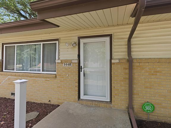 2nd image of 1448 N Prairie Ln