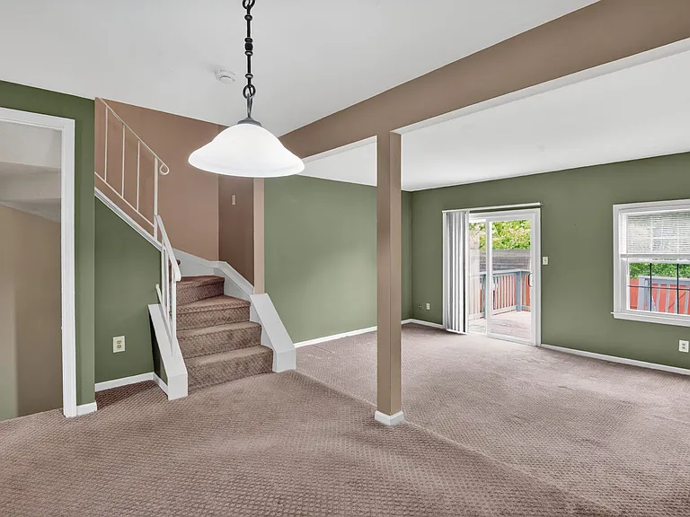 5326 King Arthur Cir — Photo 4